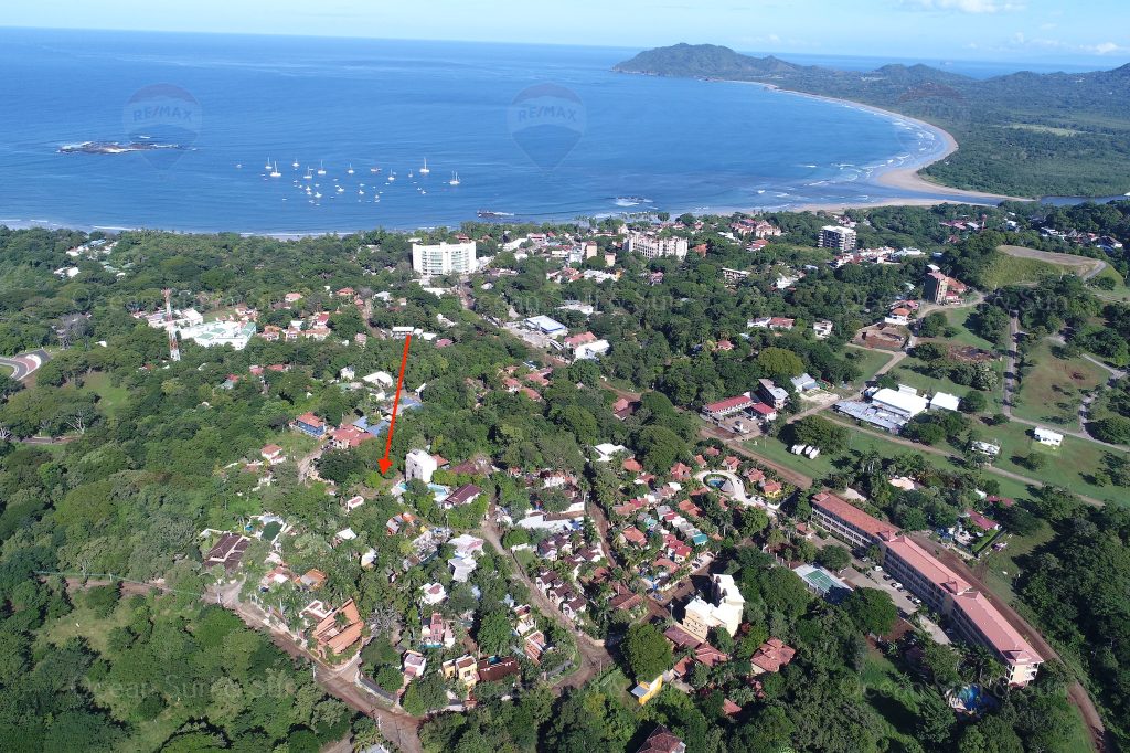 Tamarindo lot 575m2 in residential quiet neighborhood — Photo 1