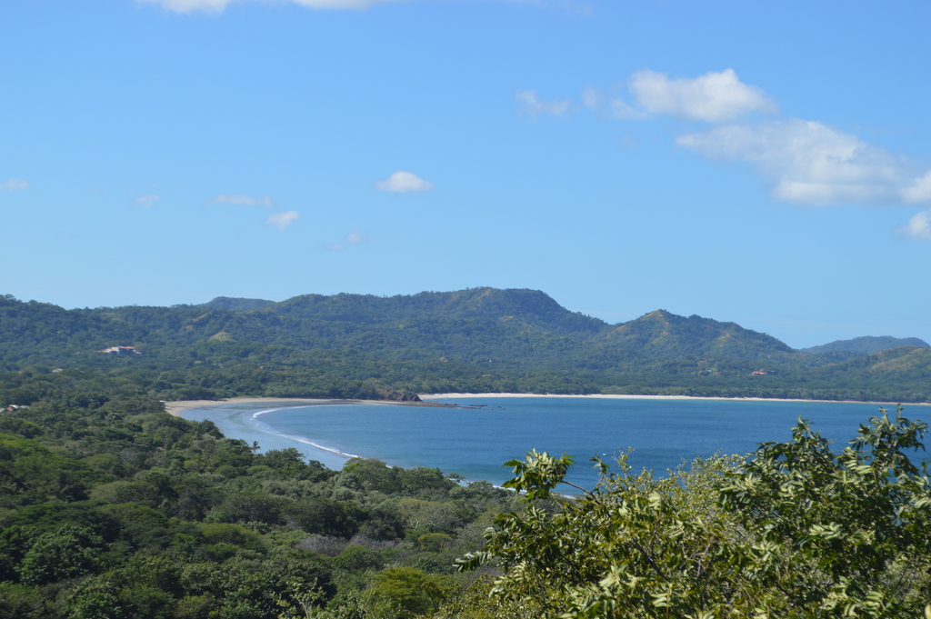 Amazing ocean view lot with big flat area, ready to build — Photo 1