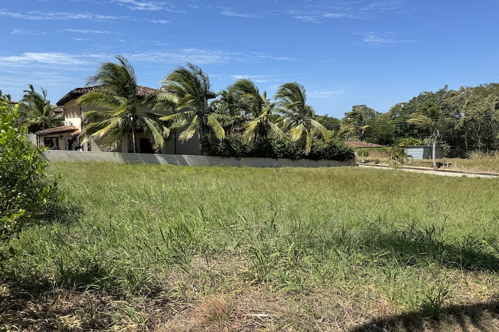 Altos de Flamingo 17 ~ Own a Piece of Paradise in a Gated Community Minutes From the Beach — Photo 1