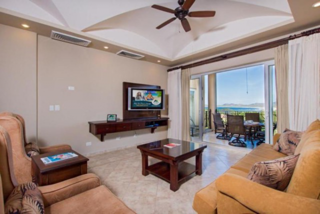 Beautiful unit at the Diria complex — Photo 1