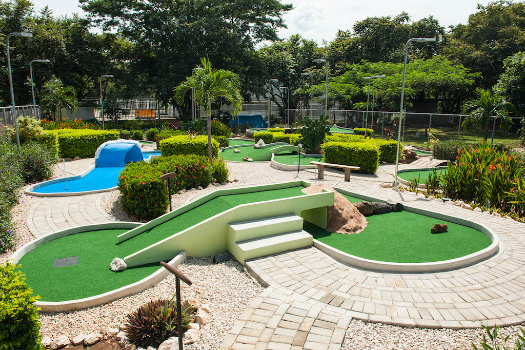 Bolas Locas ~ Mini Golf & Restaurant — Photo 1