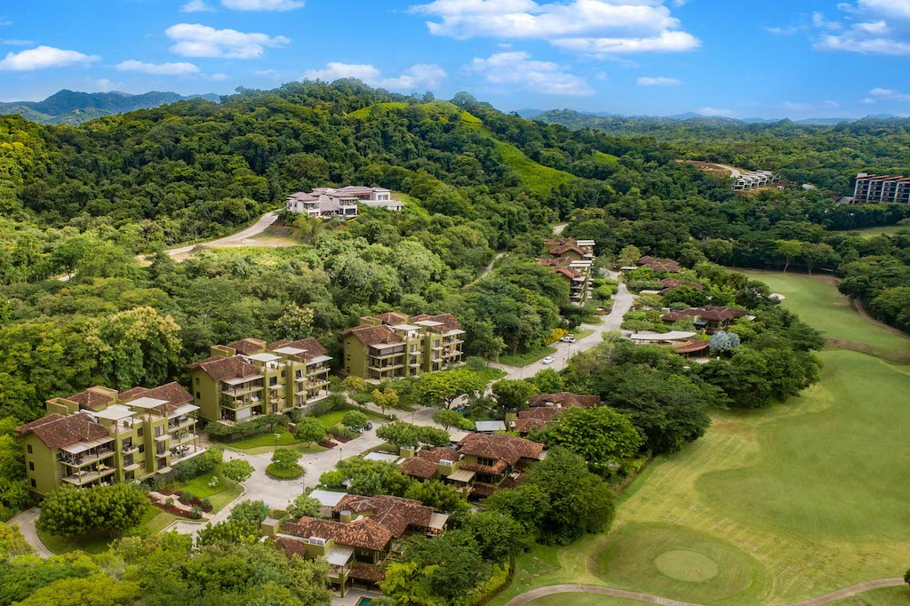 Carao T3-4 Elegant Reserva Conchal Condo with Views — Photo 1