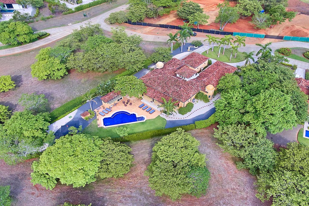 Casa Bella ~ Immaculate Golf Front Jewel in High-End Gated Community! — Photo 1