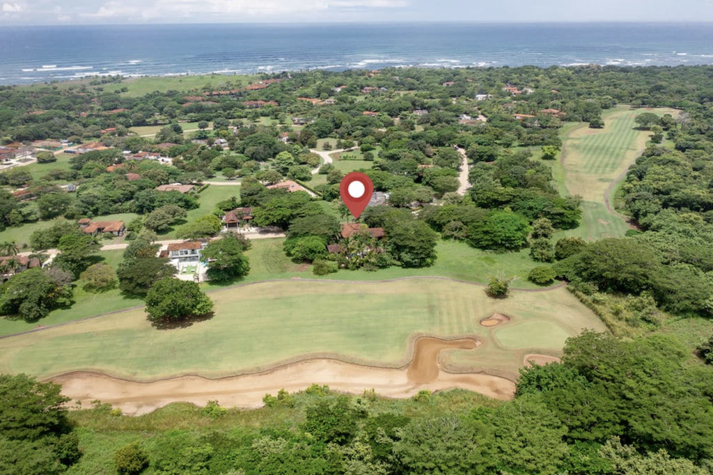 Casa Blanca ~ Luxury Golf-Front Estate with Private Guest House