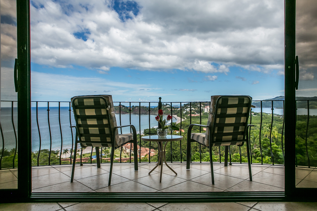Casa Cielo y Mar ~ Perched above the esteemed Southridge of Playa Flamingo — Photo 1