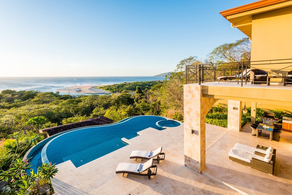 Casa del Atardecer ~ Luxury Ocean View Estate in Senderos