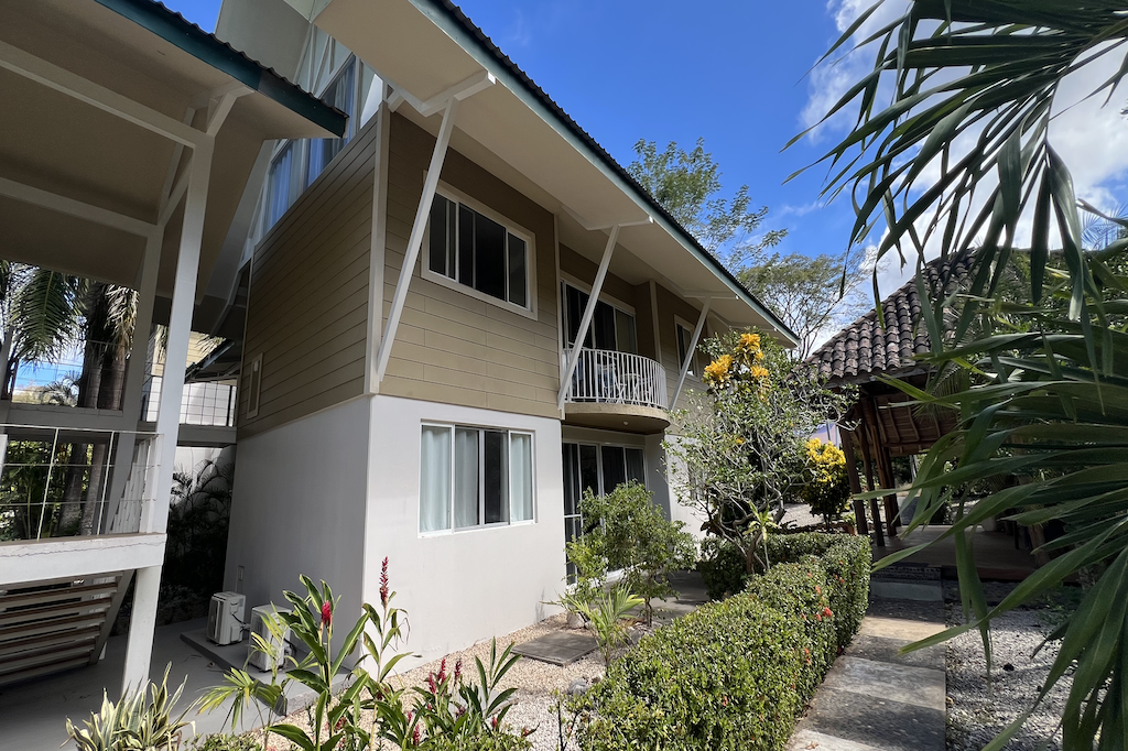 La Meridiana 5 ~ Spacious 4 Bedroom Two-Story Condo Near Tamarindo