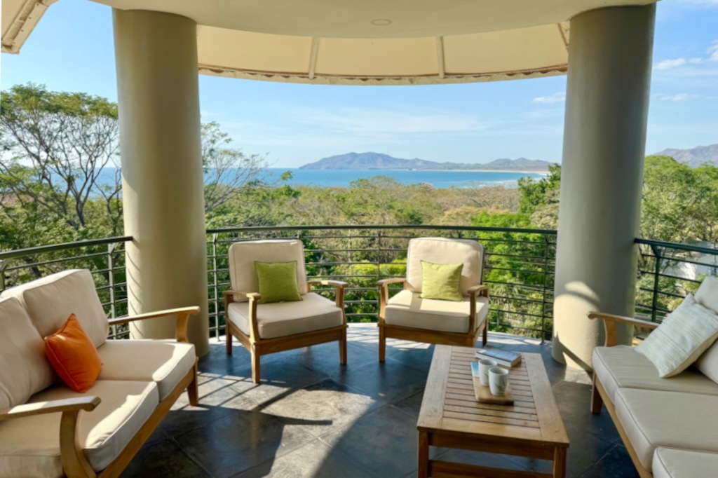 La Perla 3-4 ~ Panoramic Ocean Views Over Playa Grande and Tamarindo