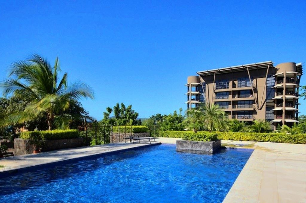 La Perla 4-3 ~ Elegant Ocean-View Retreat in Vibrant Tamarindo