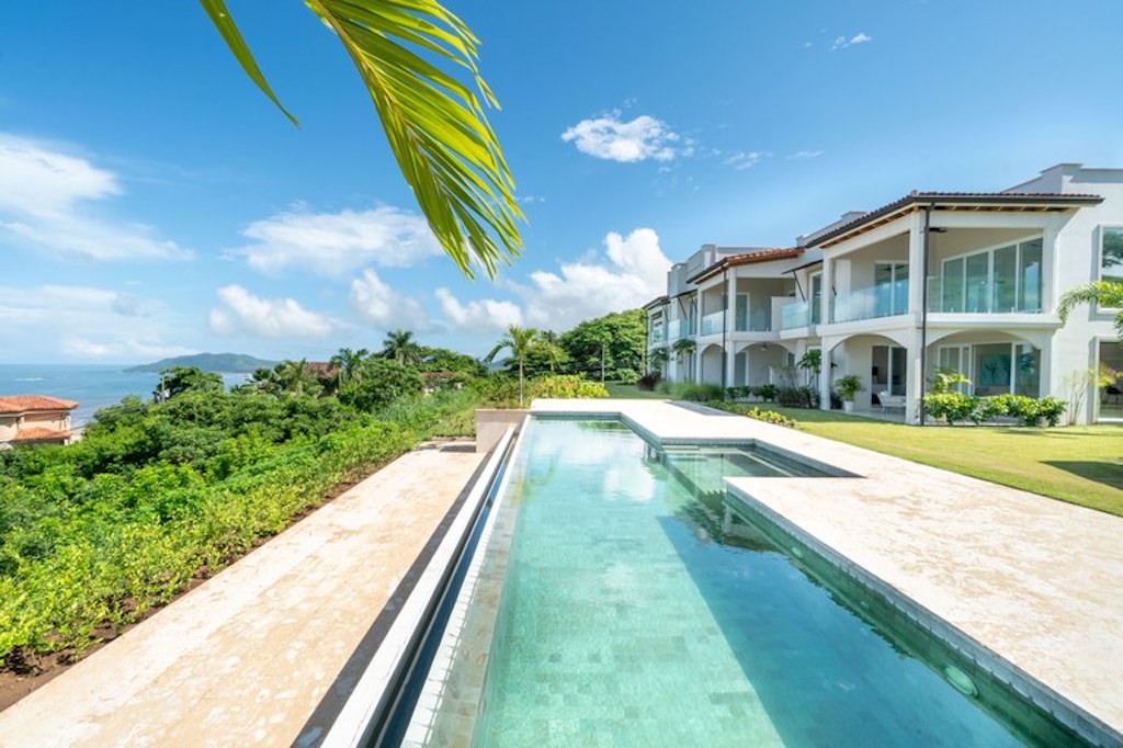 La Vista Condos – Ocean View Condos on the Hill of Tamarindo — Photo 1