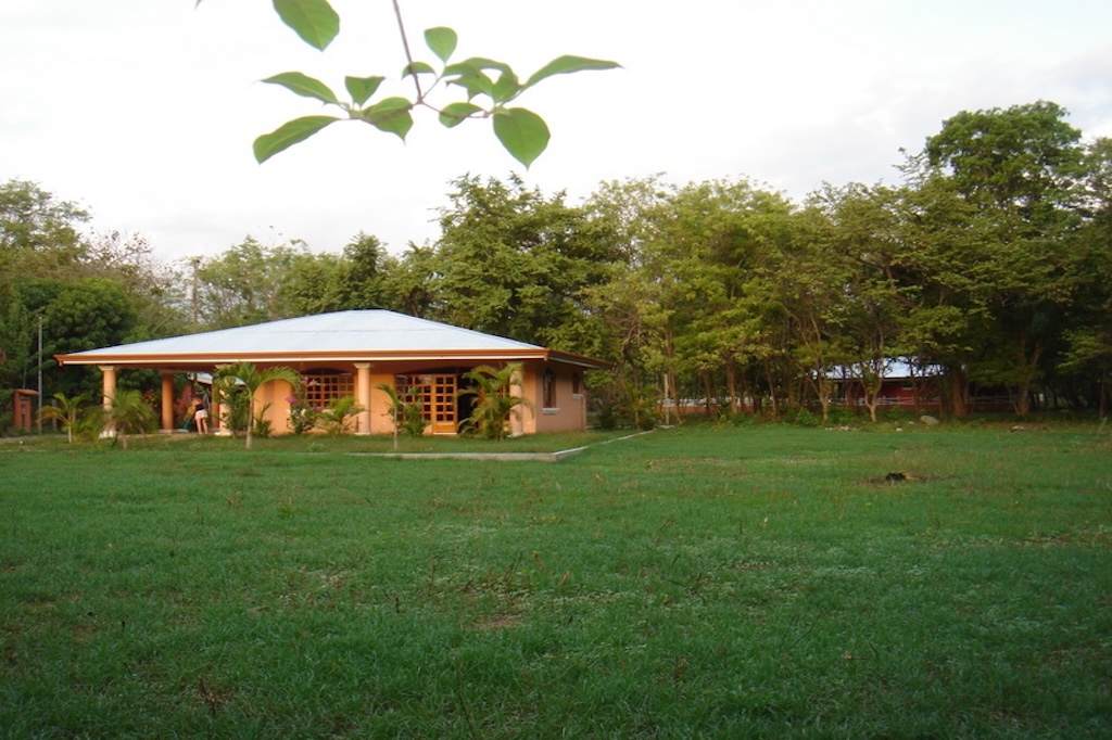 Mensajeros Compound ~ Multi-Home Property with Development Potential