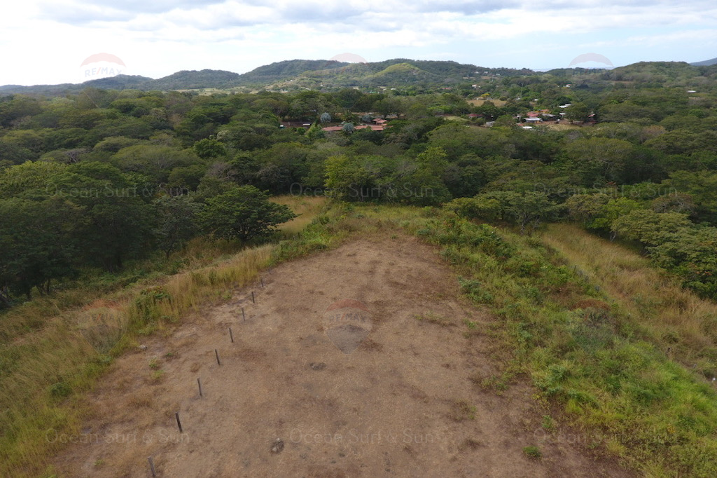 Victoria Real Lot 7 – Large Lot Only 10 Minutes from Tamarindo