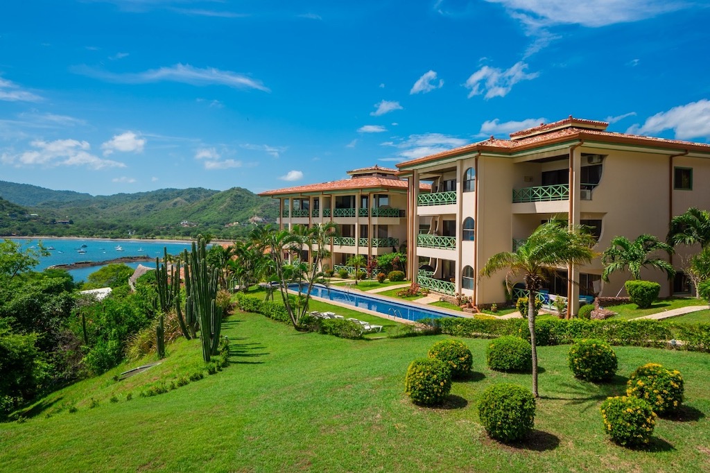 Flamingo Marina Resort