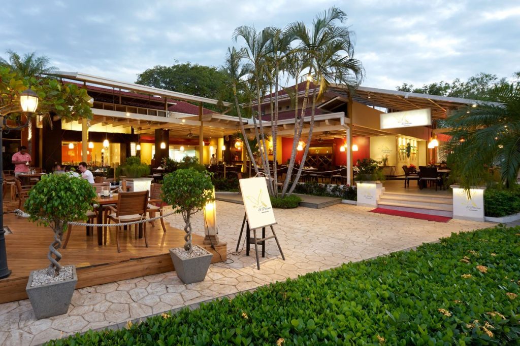 The Restaurants of Tamarindo and Langosta Image 1