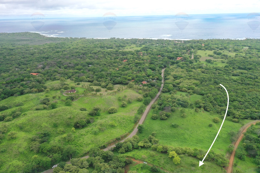 Lote Du Boise ~ Estate Lot with 6,759m2, only 2.6km to the Beach